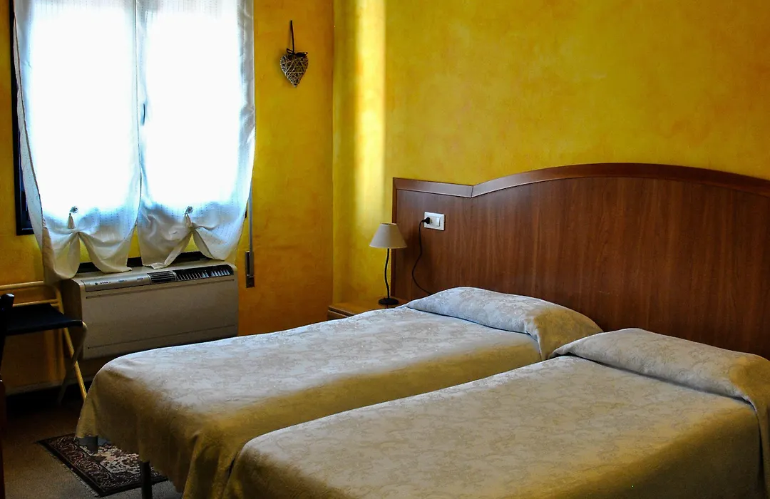 Hotel Alla Fiera-1