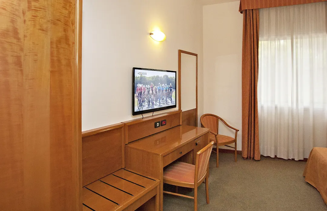 Hotel Garibaldi-1